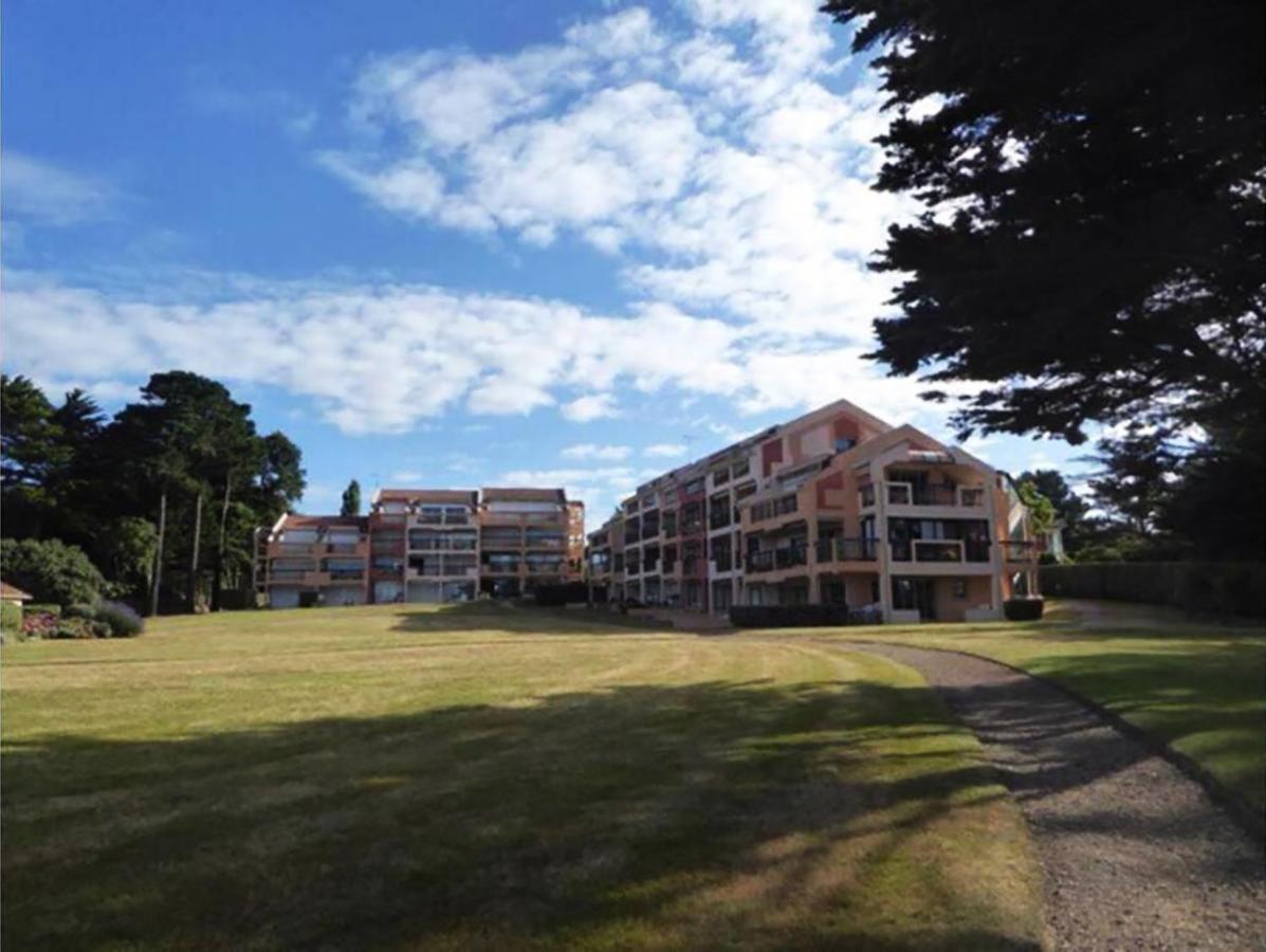 Appartement En Rdc Avec Terrasse Face A La Mer Pornic Kültér fotó