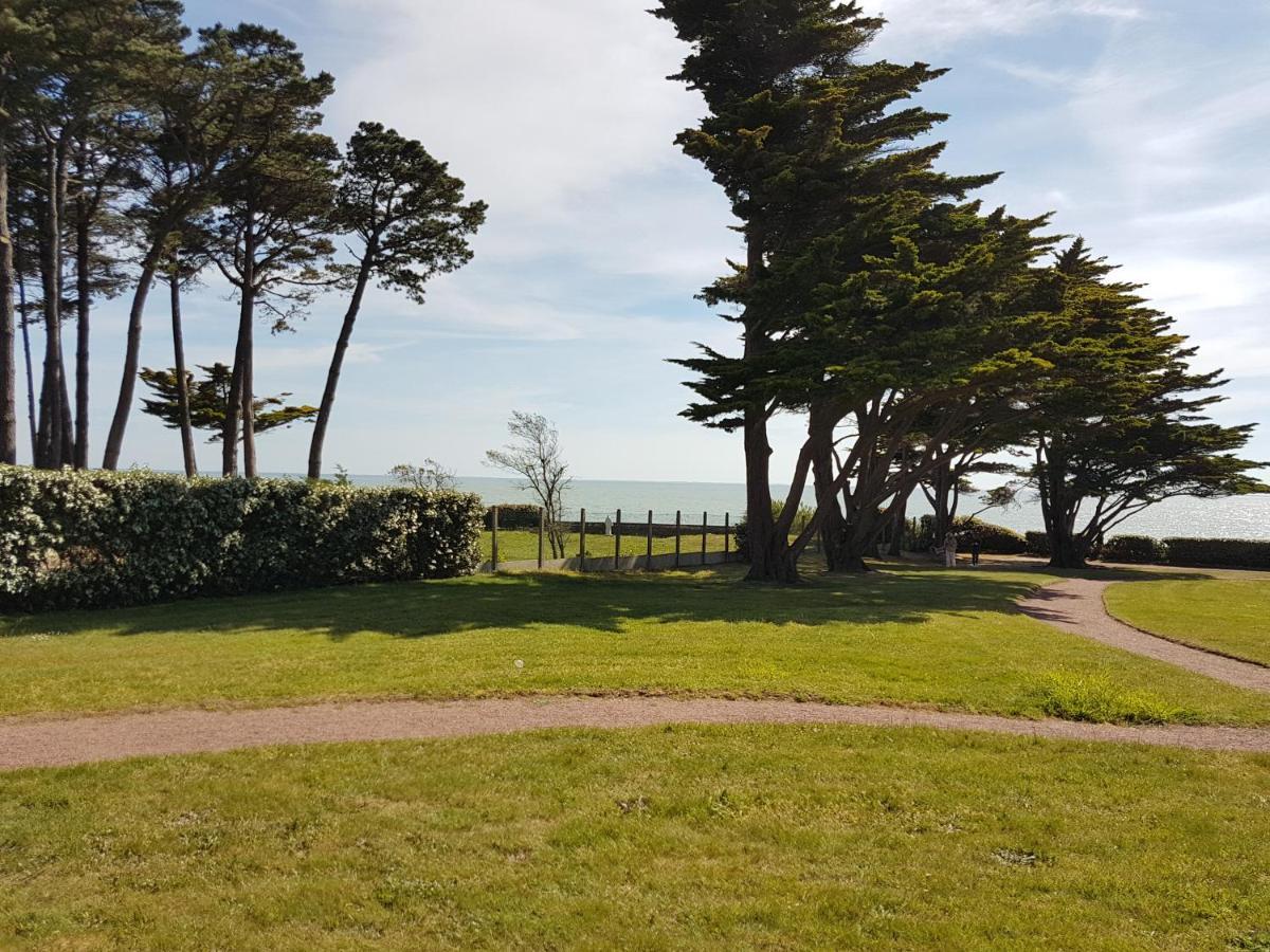 Appartement En Rdc Avec Terrasse Face A La Mer Pornic Kültér fotó